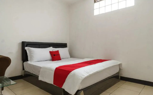RedDoorz @ Cibogo Puncak Bogor 2