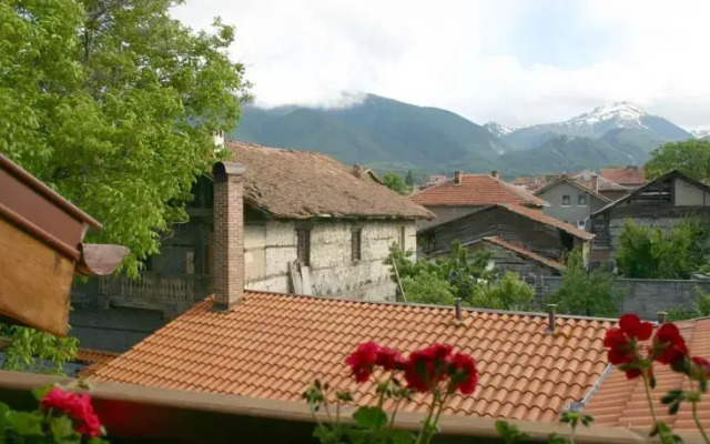 Todorova House