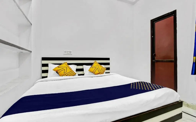 Shri Ganesh Guest House by OYO Rooms