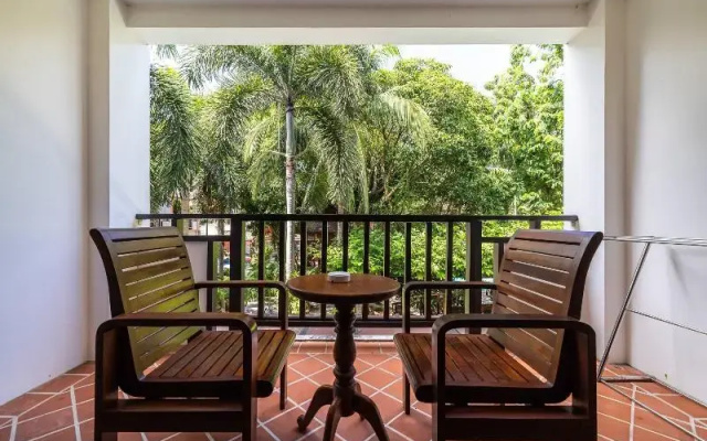Phuket Meet Holiday Hotel