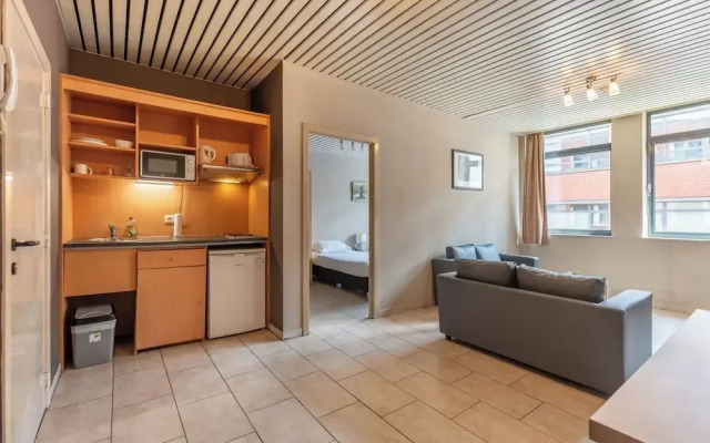 Room-one Bedroom Apartment Near North S
