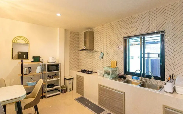LidaPoolVilla ChiangMai