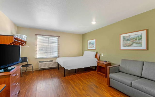Extended Stay America Select Suites - Cleveland - Mentor