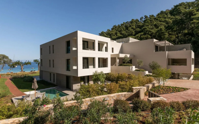 Vathi Cove Luxury Resort & Spa