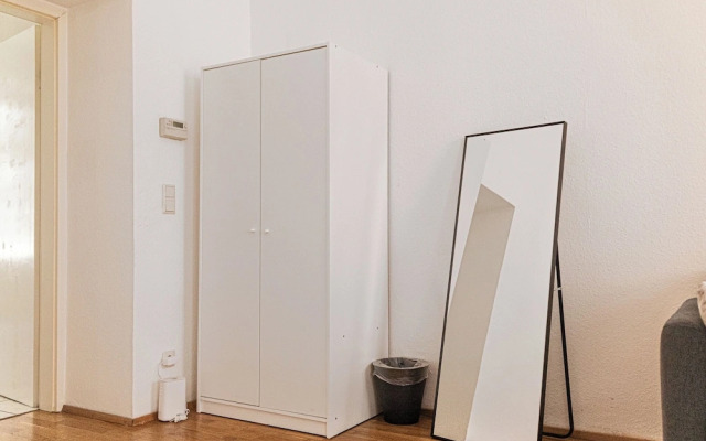 Beautiful 2BR Apartment Near Rennweg
