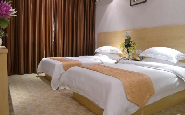 Hawks Holiday Hotel