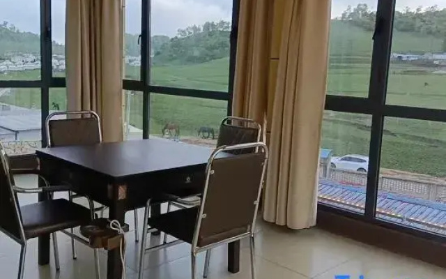 Long County Liangqi Shiguang Homestay (Guanshan Grassland Scenic Area)