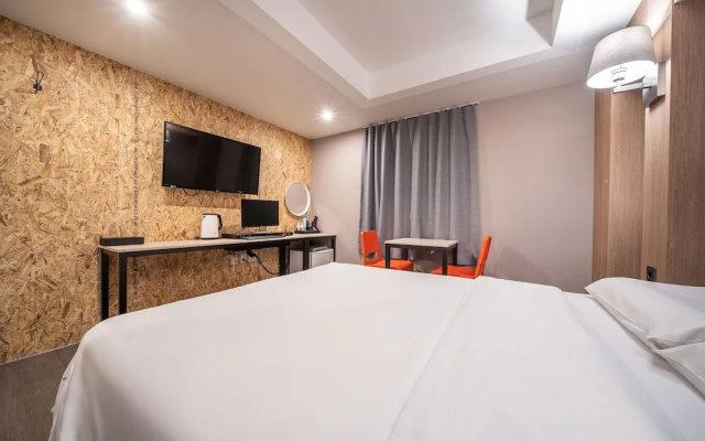 26 Hotel