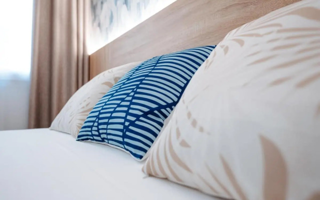 Sweet Lloret Suites - Smart Hotel