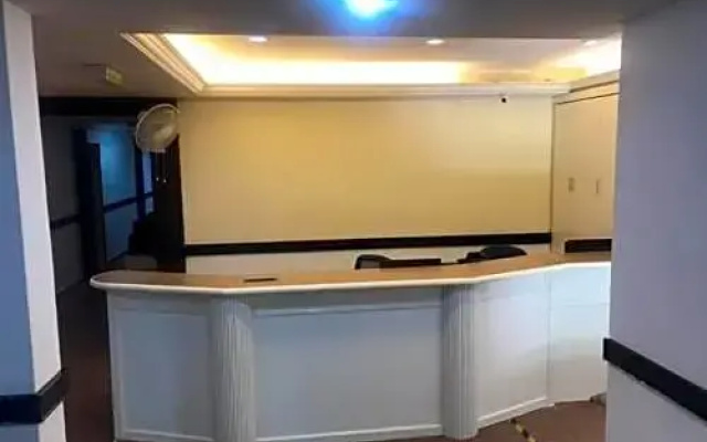 G City Hotel