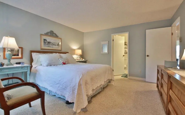 Mutiny Bay Condo