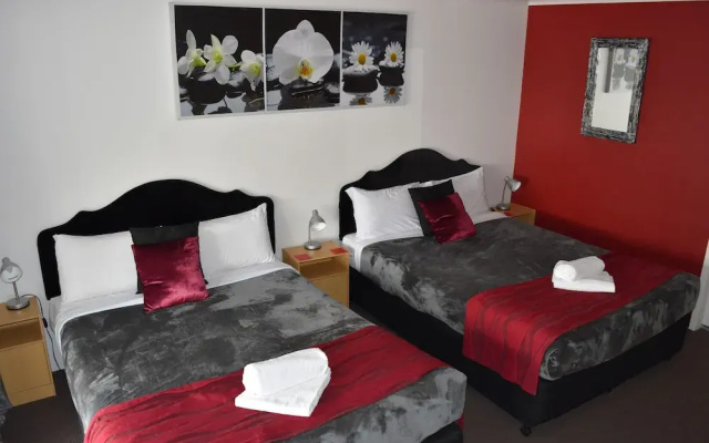 Maroochydore Beach Motel