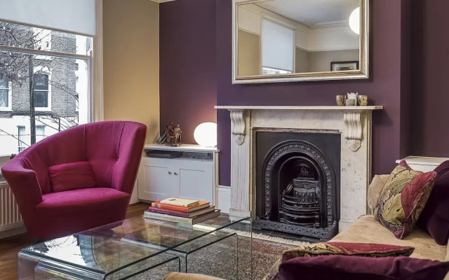 Cheverton Road Townhouse