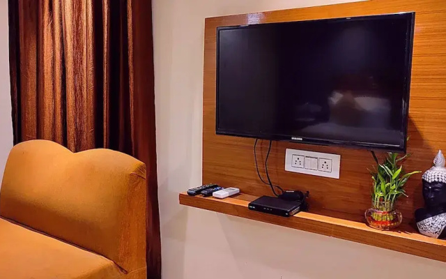 Hotel Mahesh by ShriGo Hotels
