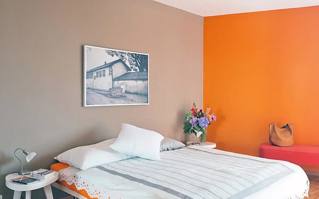 Suite Modern 19706