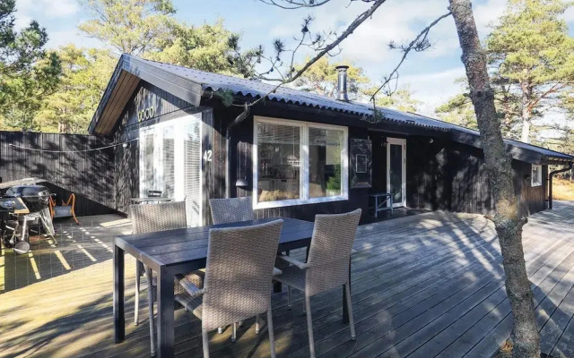 3 Person Holiday Home In Ålbæk