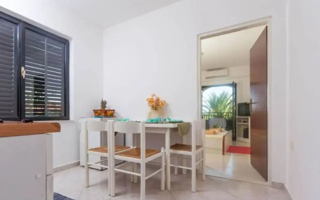 Delightful Apartment With Balcony and Sea View