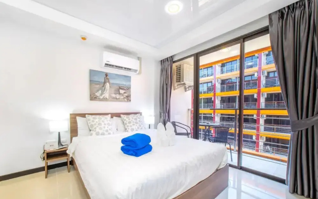 Naiharn Sea Condominium S608