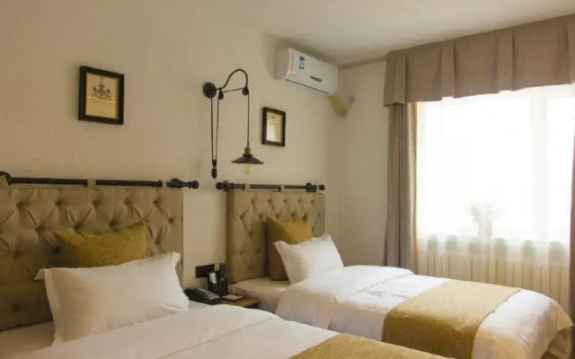 Milan Hotel