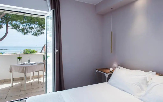 Mane Boutique Hotel