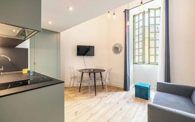 A/C Mezzanine Apt 1BR/2P - Place Garibaldi