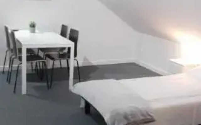 Azymut Hotel & Restaurant