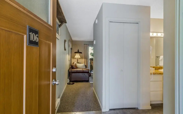 Ski House 106