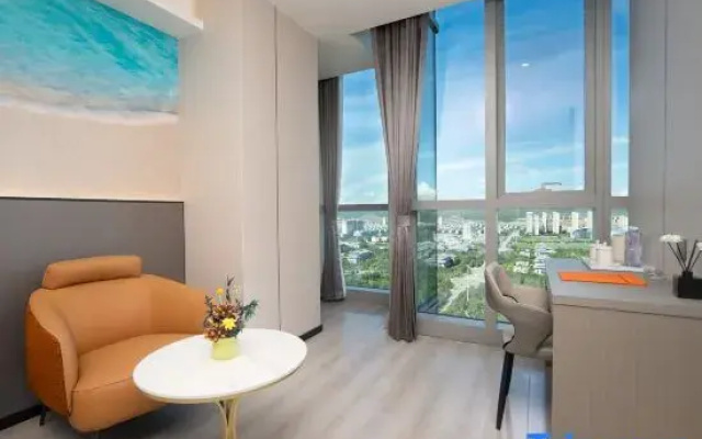 Tianxuan · Cloud Star Art Hotel (Colorful Yunnan First City Branch)