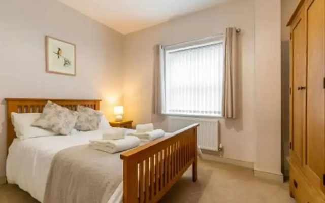 Host Stay Woodside House