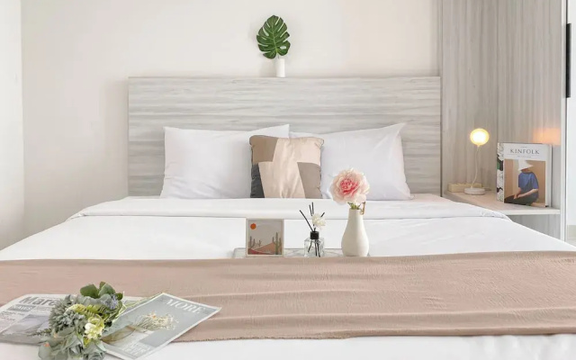Comfort And Simply Look Studio Lrt City Bekasi Apartment