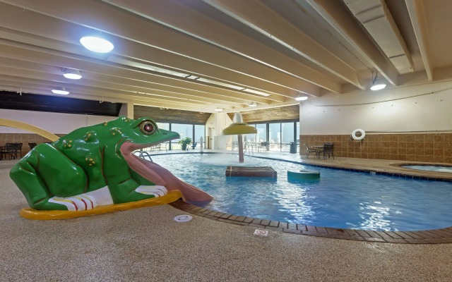 Best Western Plus Midwest Inn