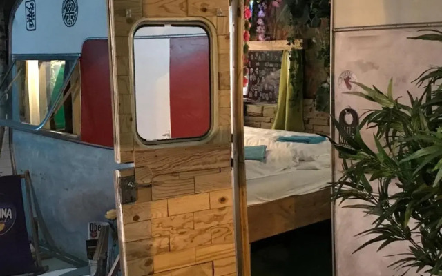 HafenTraum IndoorHostelCamp
