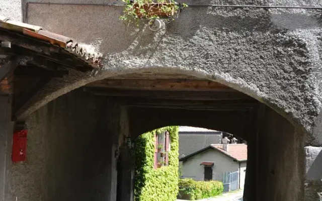 Menaggio Houses