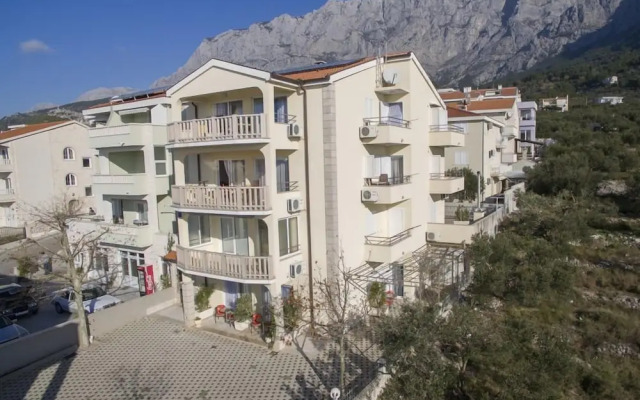 Apartment Almera N5