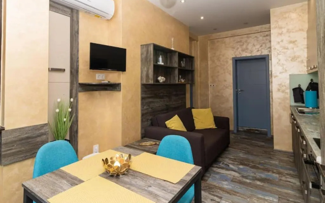 Unique Central 1 Bedroom Flat
