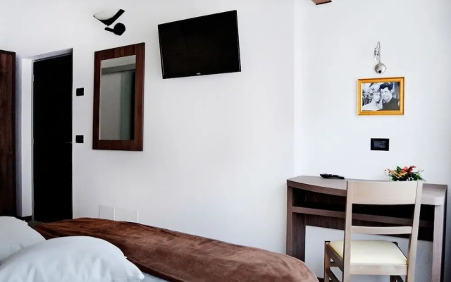 Garnì Seventy Design Rooms