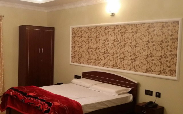 Hotel Holiday Peak