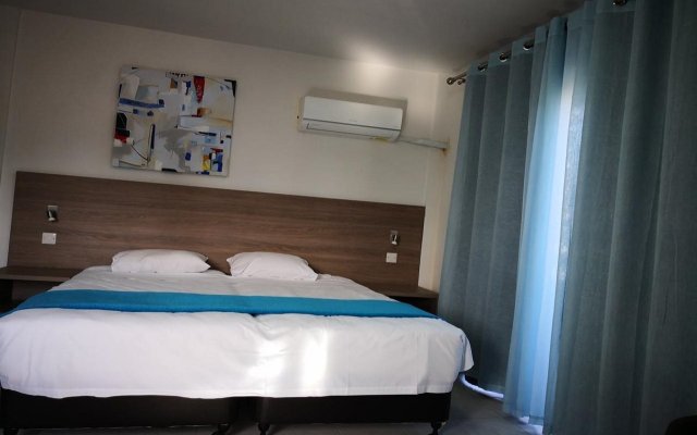 Lobelia Apartments in Limassol, Cyprus from 174$, photos, reviews - zenhotels.com guestroom