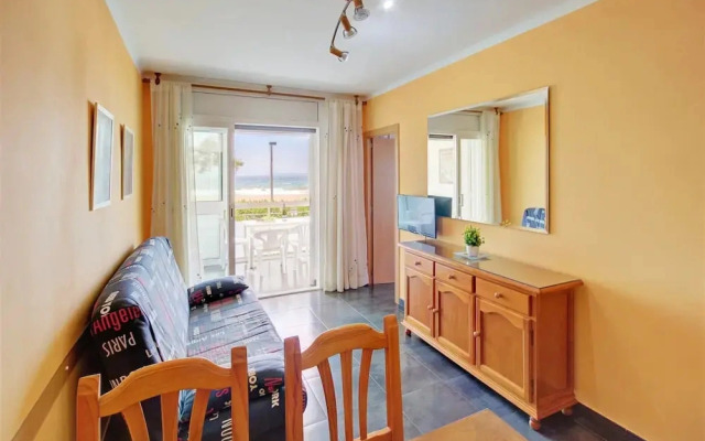 Apartment in Roses by Sta Margarita Beach
