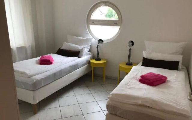 Gemutliche Wohnung Mit Sonniger Terrasse