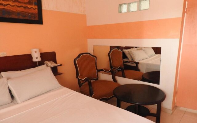 Complexe Hôtelier le Ruby in Abidjan, Cote d'Ivoire from 84$, photos, reviews - zenhotels.com room amenities