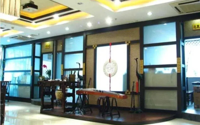 Teem Ease Hotel