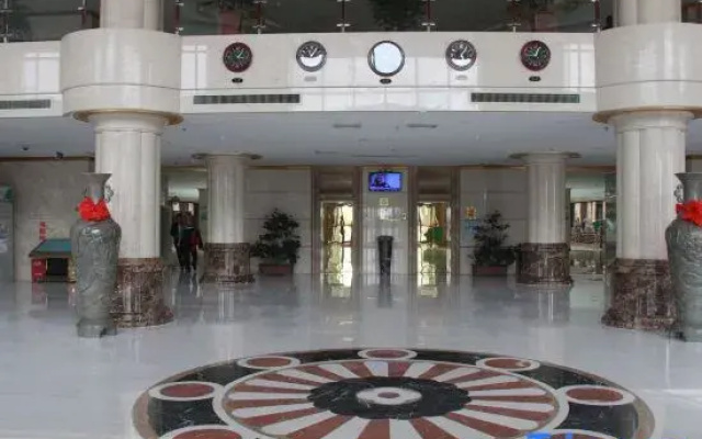 Naiman Hotel