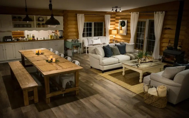 Whitewater Lodge