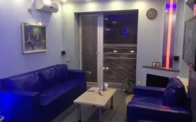 Keyless Apartment