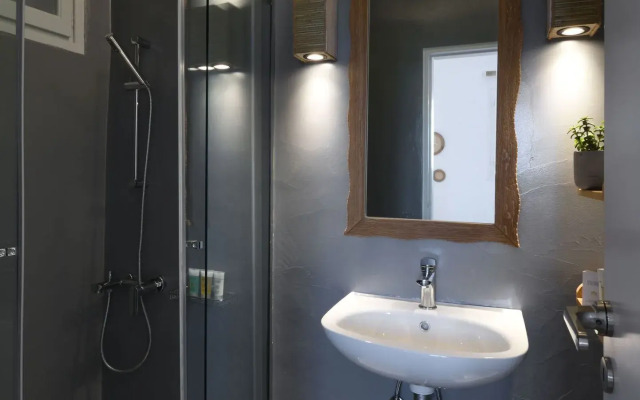 Amalgam Homes Paros Beachfront Luxury Villa