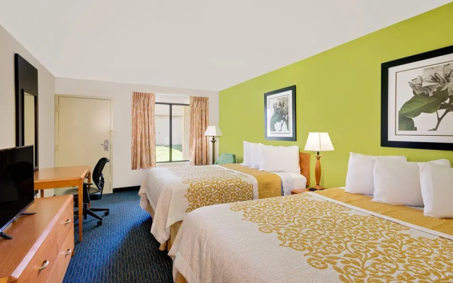 Days Inn by Wyndham Easton