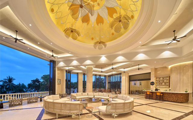 DoubleTree by Hilton Sanya Bay