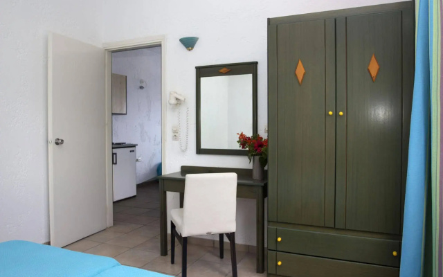 Romantica Hotel Apartments