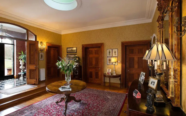 Down Yonder Boutique B&B